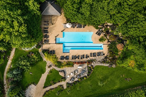 Pool - 110-240B Rue Du Cercle-Des-Cantons, Bromont, QC - Outdoor