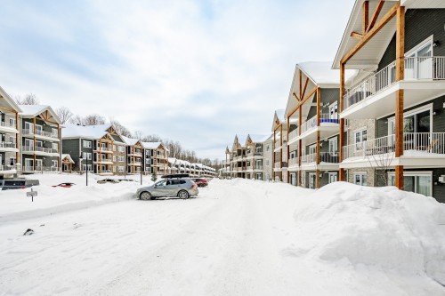 Exterior - 110-240B Rue Du Cercle-Des-Cantons, Bromont, QC - Outdoor With Facade