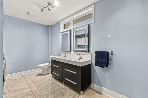 Bathroom - 57 Ch. Mcclements, L'Ange-Gardien, QC - Indoor Photo Showing Bathroom