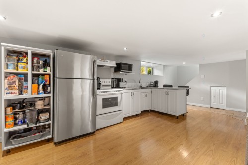 Kitchen - 57 Ch. Mcclements, L'Ange-Gardien, QC - Indoor Photo Showing Kitchen