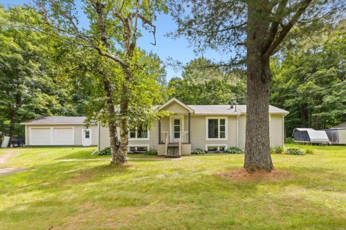 Front of Structure - 57 Ch. Mcclements, L'Ange-Gardien, QC - Outdoor