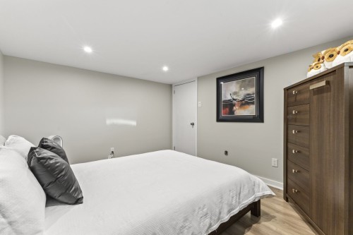 Bedroom - 57 Ch. Mcclements, L'Ange-Gardien, QC - Indoor Photo Showing Bedroom