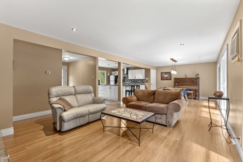 Living Room - 57 Ch. Mcclements, L'Ange-Gardien, QC - Indoor Photo Showing Living Room