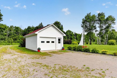 Garage - 470 11E Avenue, Saint-Tite, QC - Outdoor