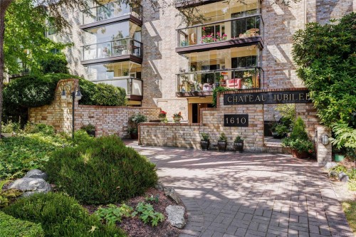 #307-1610 Jubilee Ave  Victoria, BC V8R 6P3