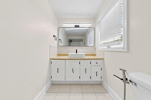 6663 Harlow Road, Mississauga, ON - Indoor