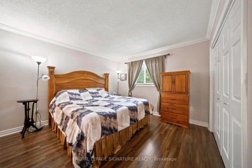 30 Andrew Street, Brant, ON - Indoor Photo Showing Bedroom
