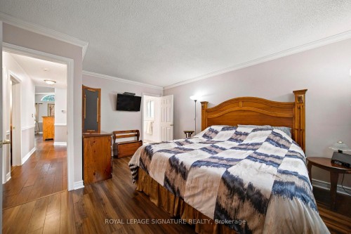 30 Andrew Street, Brant, ON - Indoor Photo Showing Bedroom