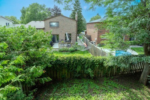 89 Batson Drive, Aurora, ON - Outdoor