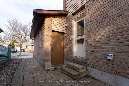 89 Batson Drive, Aurora, ON - Outdoor With Exterior