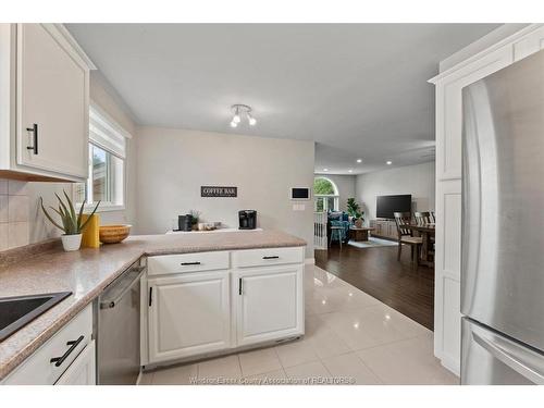 1095 Lakeview, Windsor, ON 