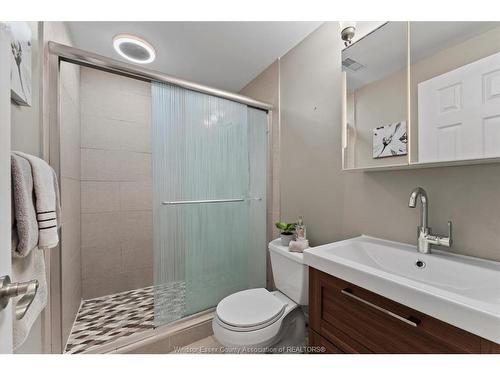 1095 Lakeview, Windsor, ON 