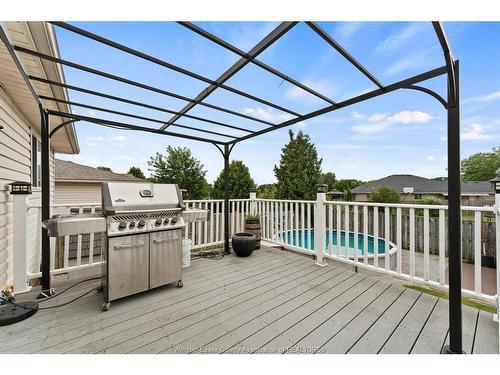 1095 Lakeview, Windsor, ON 