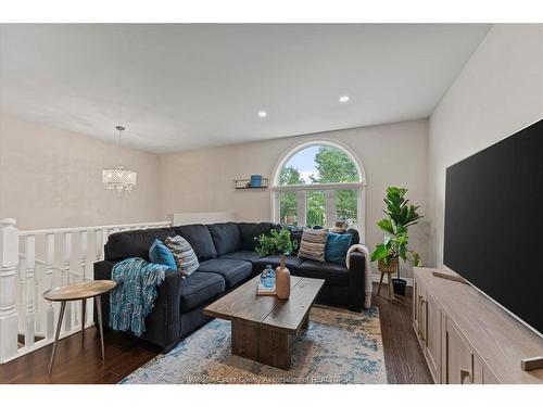 1095 Lakeview, Windsor, ON 