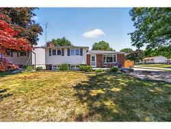 492 PARKDALE Crescent St Clair, ON N0N 1G0