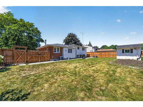 492 Parkdale Crescent, St Clair, ON 