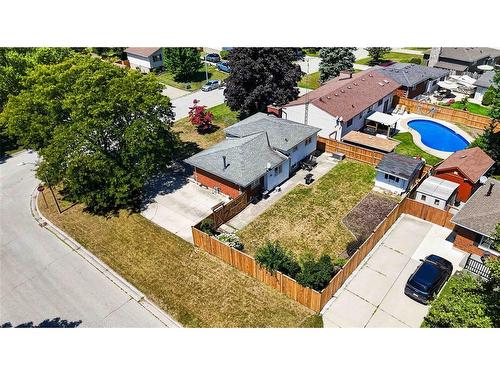 492 Parkdale Crescent, St Clair, ON 