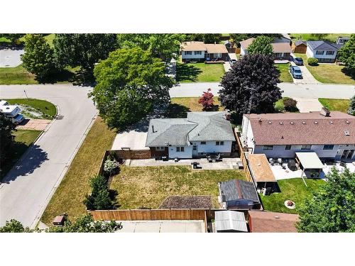 492 Parkdale Crescent, St Clair, ON 