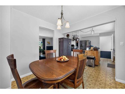 492 Parkdale Crescent, St Clair, ON 