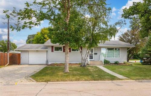 15 Columbus Cr, Winnipeg, MB - Outdoor