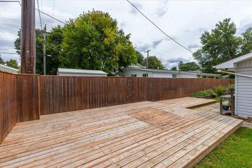 15 Columbus Cr, Winnipeg, MB - Outdoor With Deck Patio Veranda With Exterior