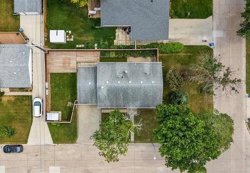 15 Columbus Cr, Winnipeg, MB - Outdoor
