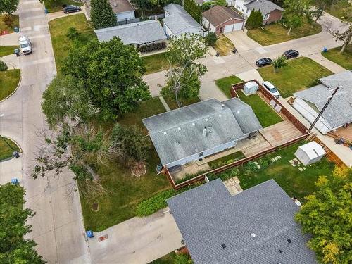 15 Columbus Cr, Winnipeg, MB - Outdoor With View