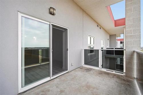 703-70 Barnes St, Winnipeg, MB - Outdoor With Exterior
