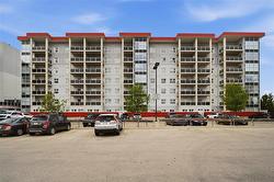 703-70 Barnes ST  Winnipeg, MB R3T 3N7