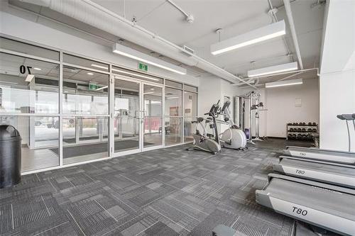 703-70 Barnes St, Winnipeg, MB - Indoor Photo Showing Garage