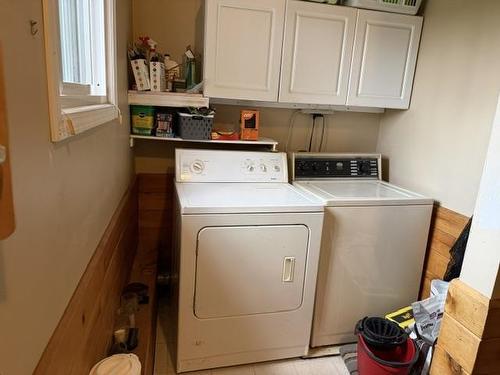 4130 Vanguard Avenue, Thunder Bay, ON - Indoor Photo Showing Laundry Room