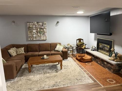 4130 Vanguard Avenue, Thunder Bay, ON - Indoor Photo Showing Living Room With Fireplace