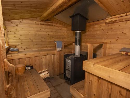 2312 Rosslyn Road, Thunder Bay, ON - Indoor