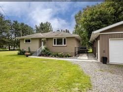 2312 Rosslyn Road Thunder Bay, ON P7K 1G7