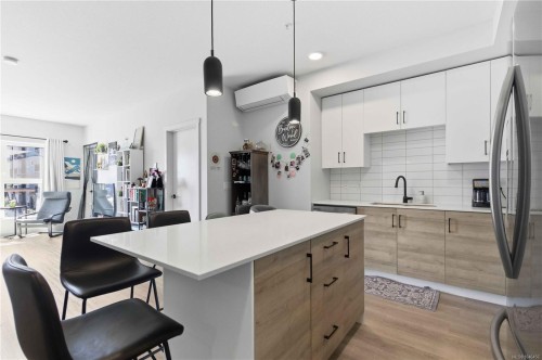 #206-2461 Gateway Rd, Langford, BC - Indoor Photo Showing Kitchen With Upgraded Kitchen