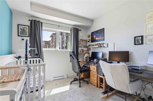 #206-2461 Gateway Rd, Langford, BC - Indoor Photo Showing Office