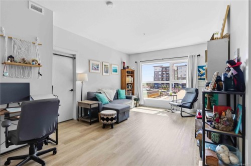 #206-2461 Gateway Rd, Langford, BC - Indoor Photo Showing Other Room