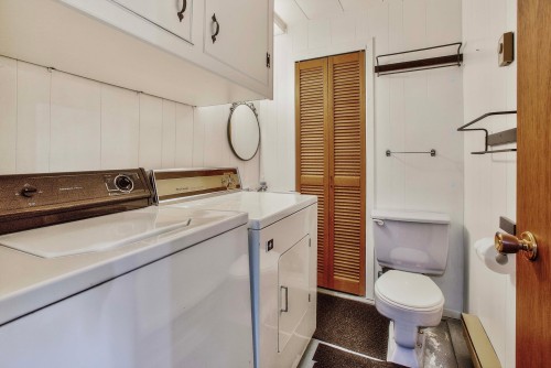 Salle d'eau - 89 Rue Des Horizons, Mont-Blanc, QC - Indoor Photo Showing Laundry Room