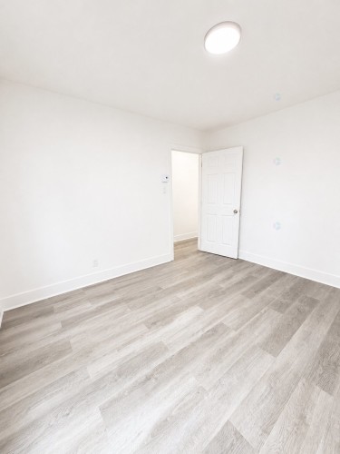 Chambre à coucher - 2-9130 Rue St-Urbain, Montréal (Ahuntsic-Cartierville), QC - Indoor Photo Showing Other Room