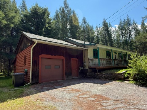 Front of Structure - 4470 Ch. De La Gare, Labelle, QC - Outdoor With Deck Patio Veranda