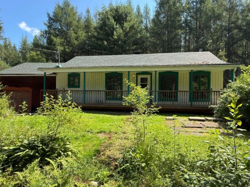 Front of Structure - 4470 Ch. De La Gare, Labelle, QC - Outdoor With Deck Patio Veranda