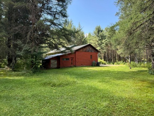 Courtyard - 4470 Ch. De La Gare, Labelle, QC - Outdoor