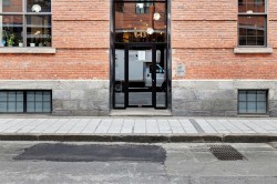 643 Rue Wellington  Montréal (Ville-Marie), QC H3C 1T3