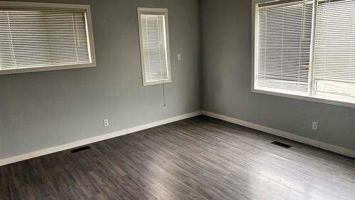 515 5Th Street, Cranbrook, BC - Indoor Photo Showing Other Room