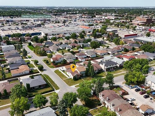854 Templeton Ave, Winnipeg, MB - Outdoor With View