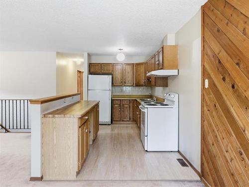 854 Templeton Ave, Winnipeg, MB - Indoor Photo Showing Kitchen
