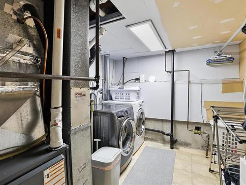 202 Whiteway Rd, Winnipeg, MB - Indoor Photo Showing Laundry Room