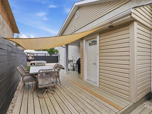 202 Whiteway Rd, Winnipeg, MB - Outdoor With Deck Patio Veranda With Exterior