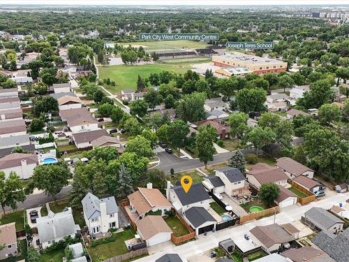 202 Whiteway Rd, Winnipeg, MB - Outdoor With View