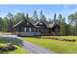 22 Carlingford DR  Quispamsis, NB E2G 1Z1